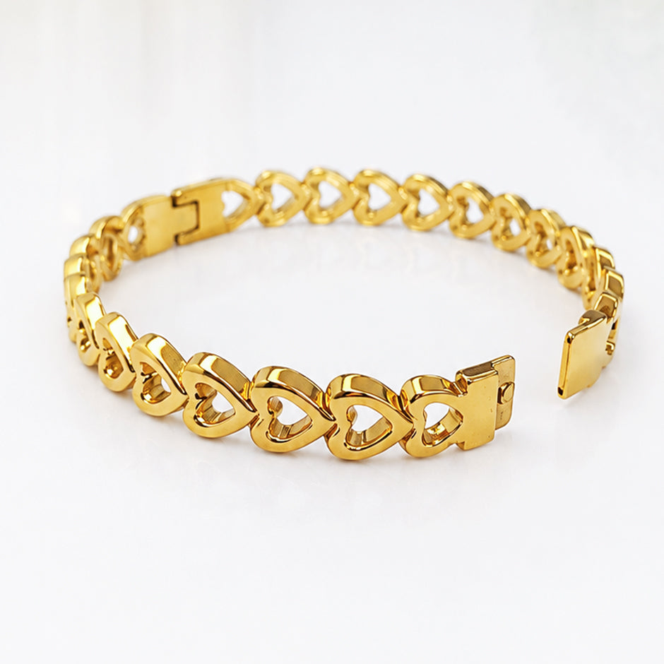 Golden Heart Link Bracelet