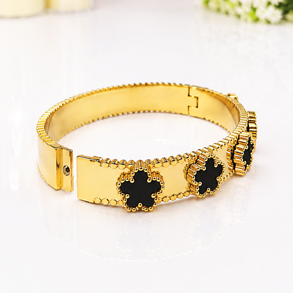 Black Clover Luxe Bracelet