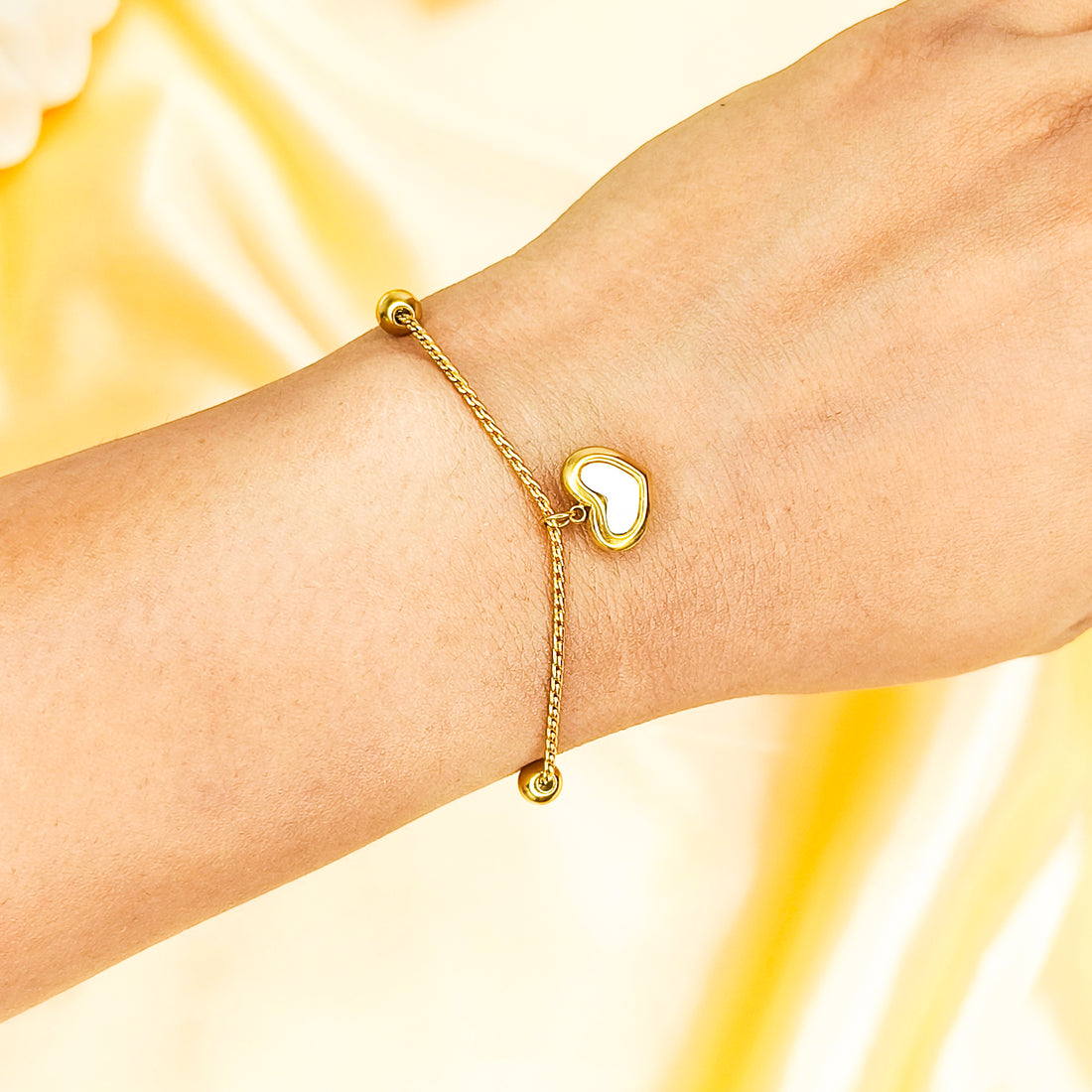 Golden Heart Charm Chain Bracelet