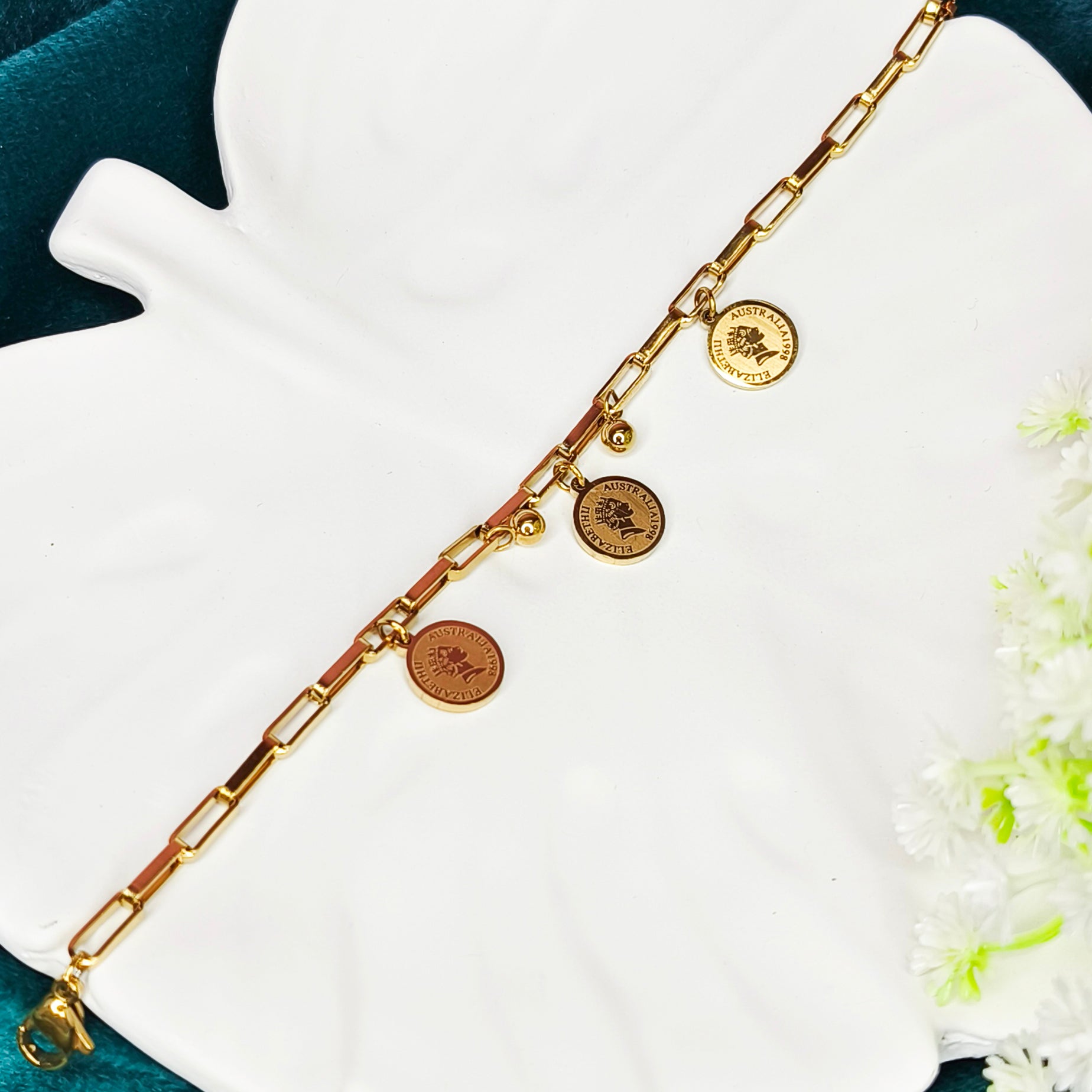 Golden Elizabeth Chain Bracelet