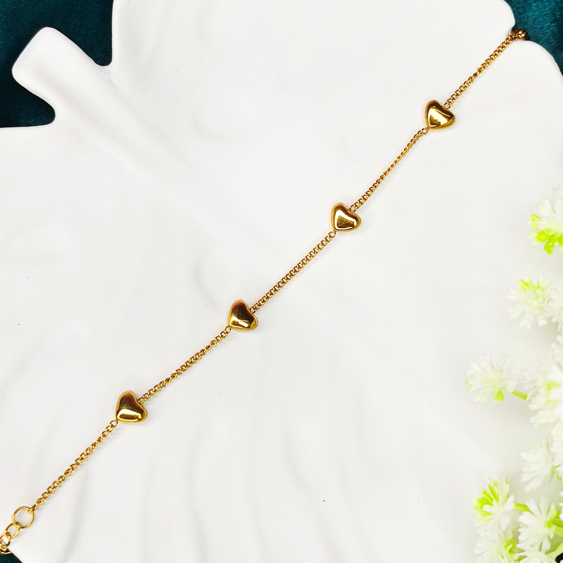 Golden Heart Charm Chain Bracelet