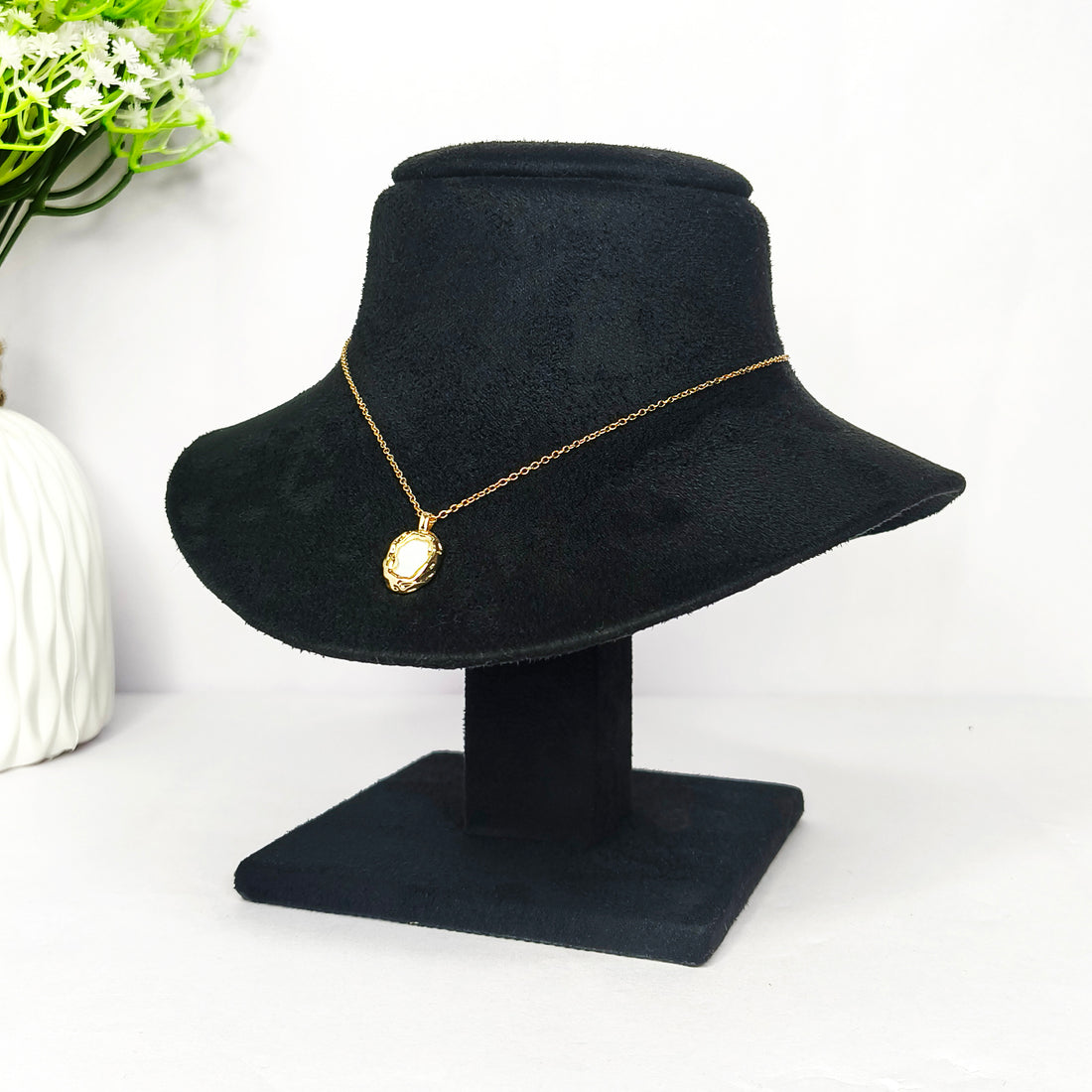 Ivory Halo Oval Necklace