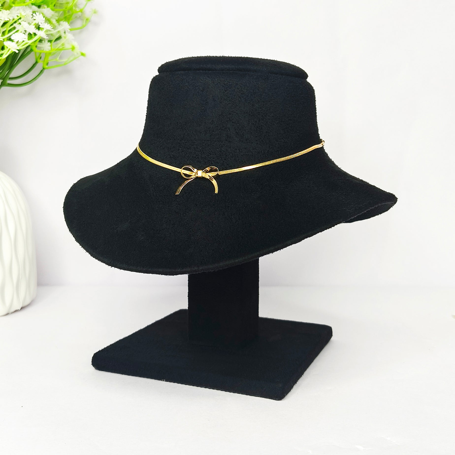 Golden Bowline Charm Necklace