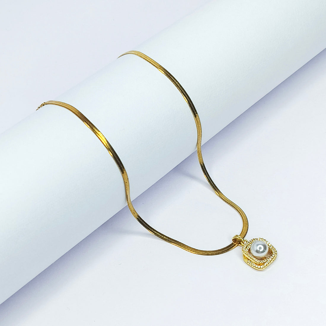 Pearl Embrace Pendant Necklace