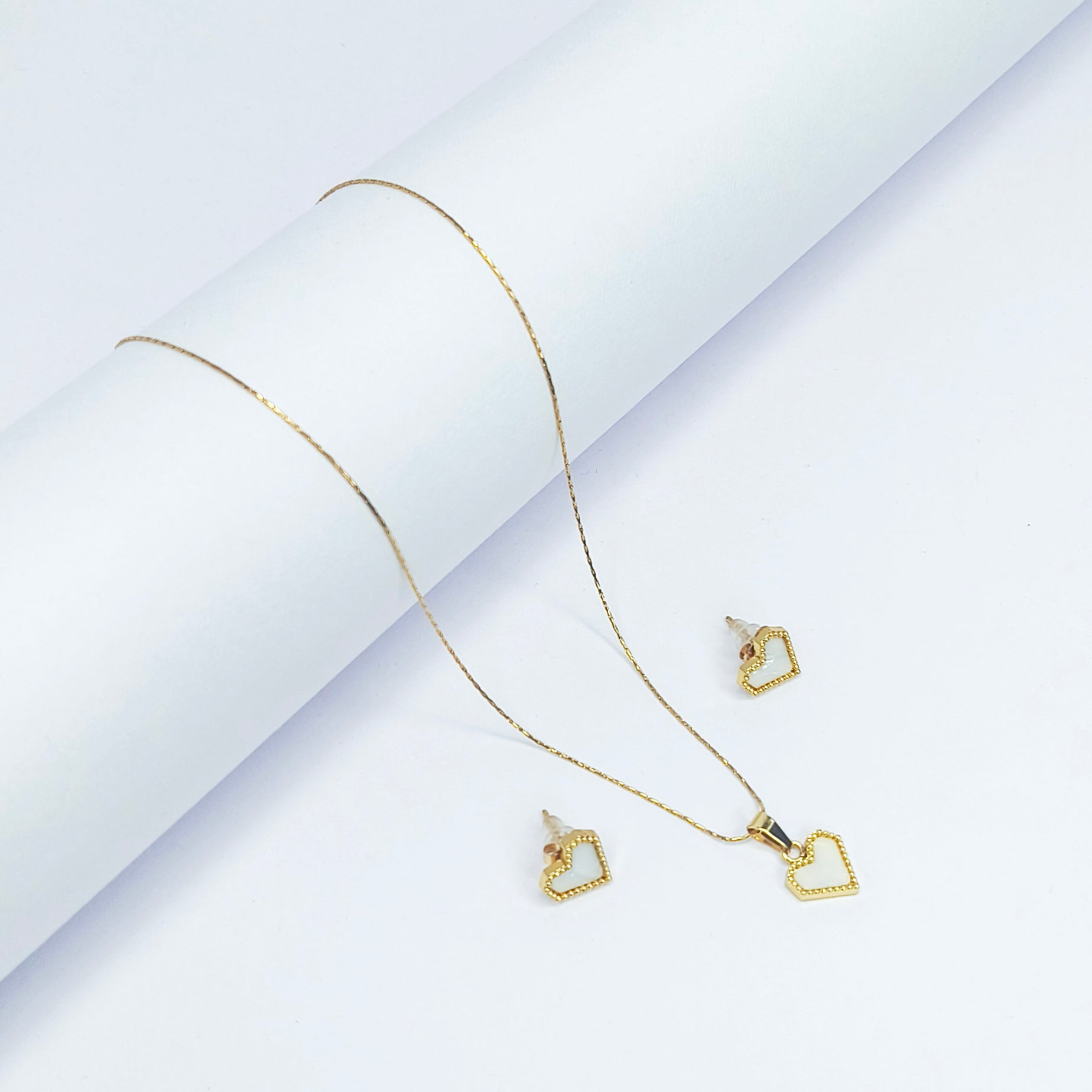 White Open Heart Necklace Set