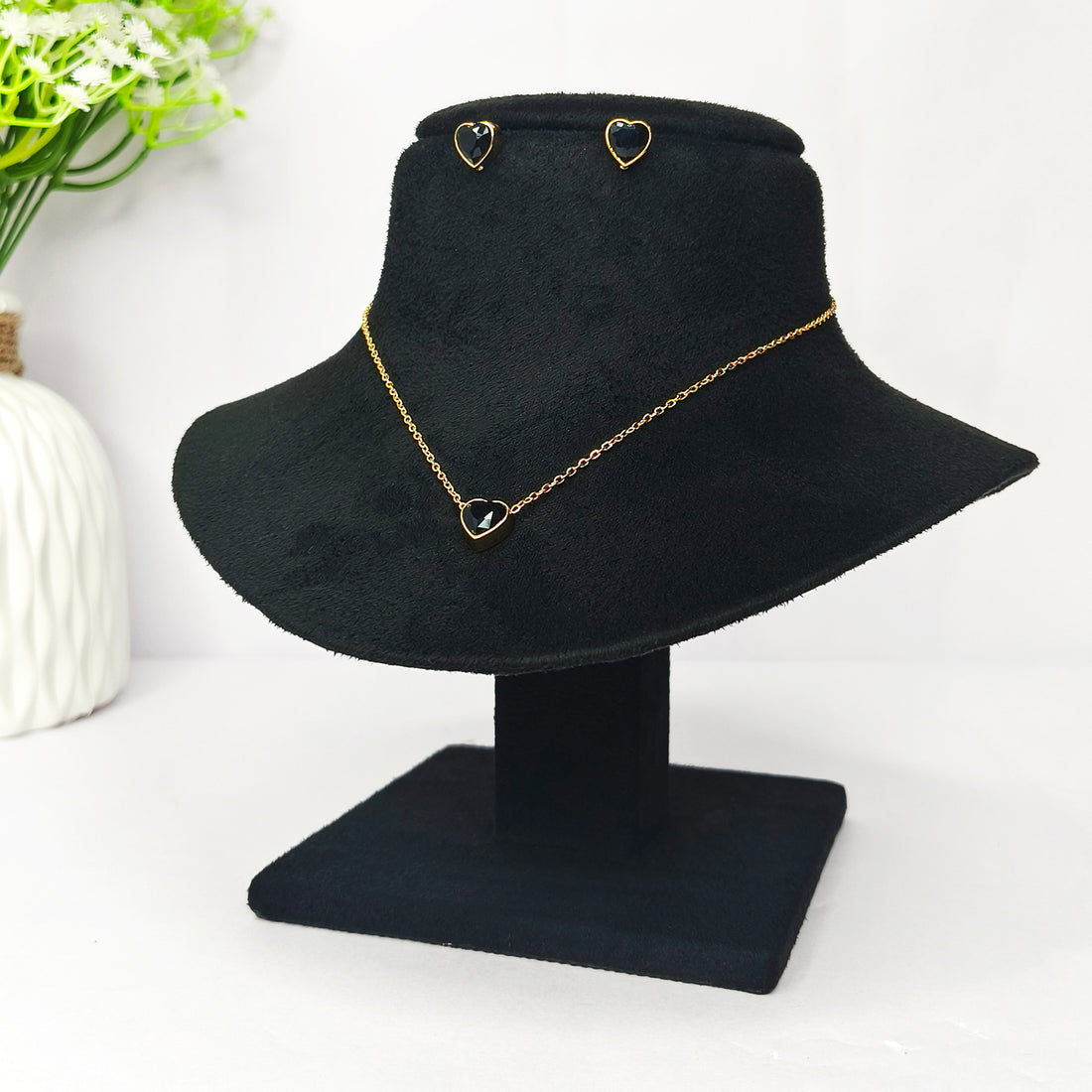 Black Royale Heart Necklace Set