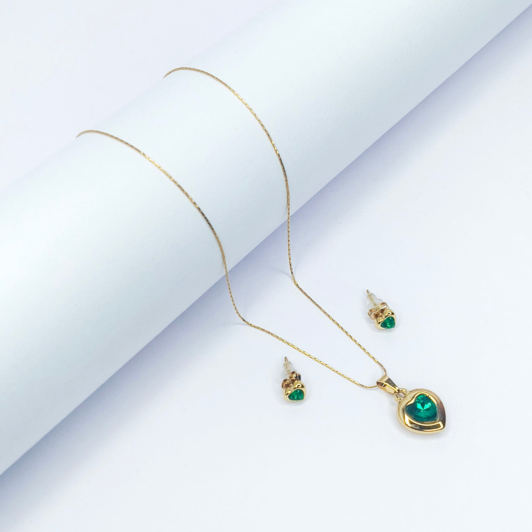 Emerald Grace Heart Necklace Set