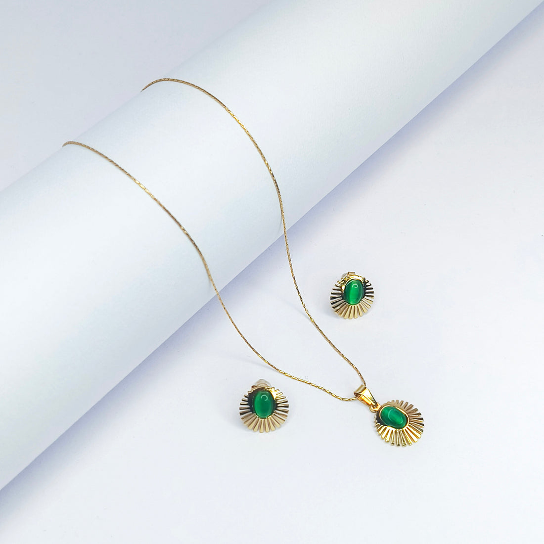 Emerald Royale Radiance Set
