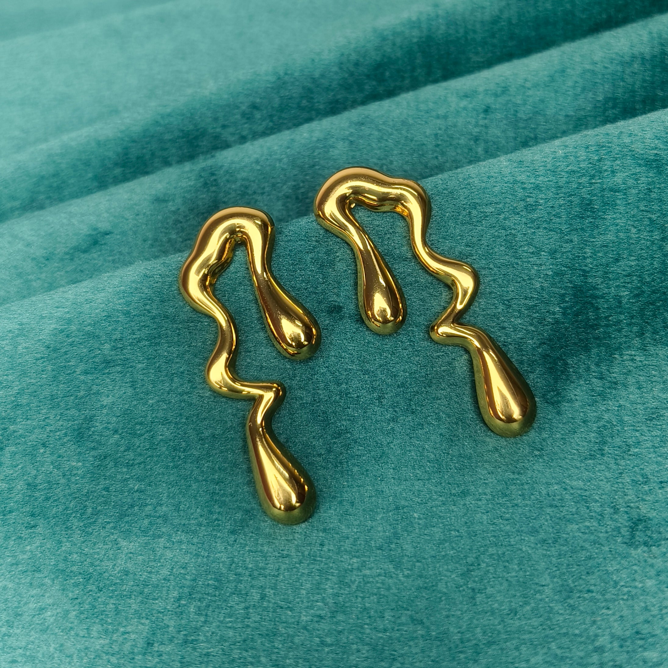 Golden Sculpted Wave Drop Earrings