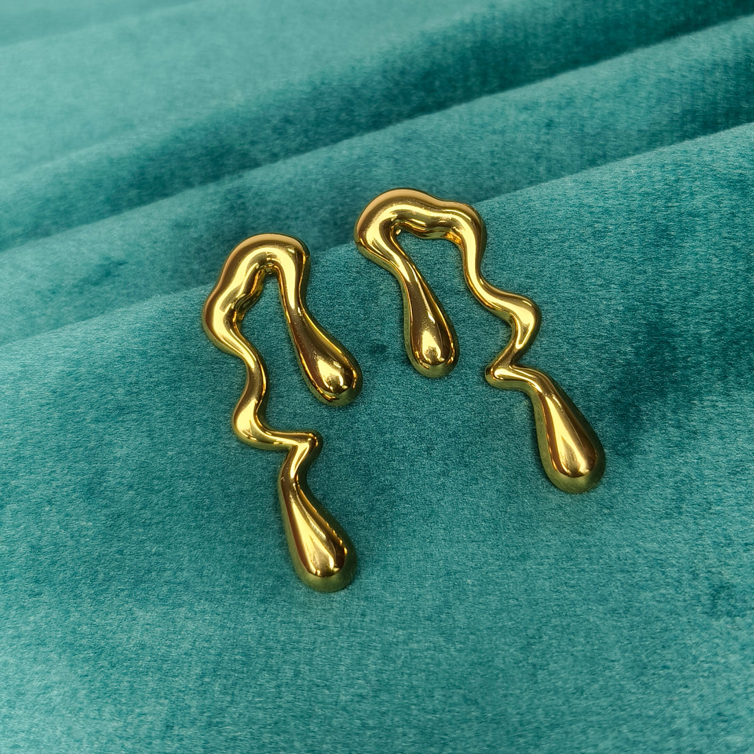 Golden Sculpted Wave Drop Earrings