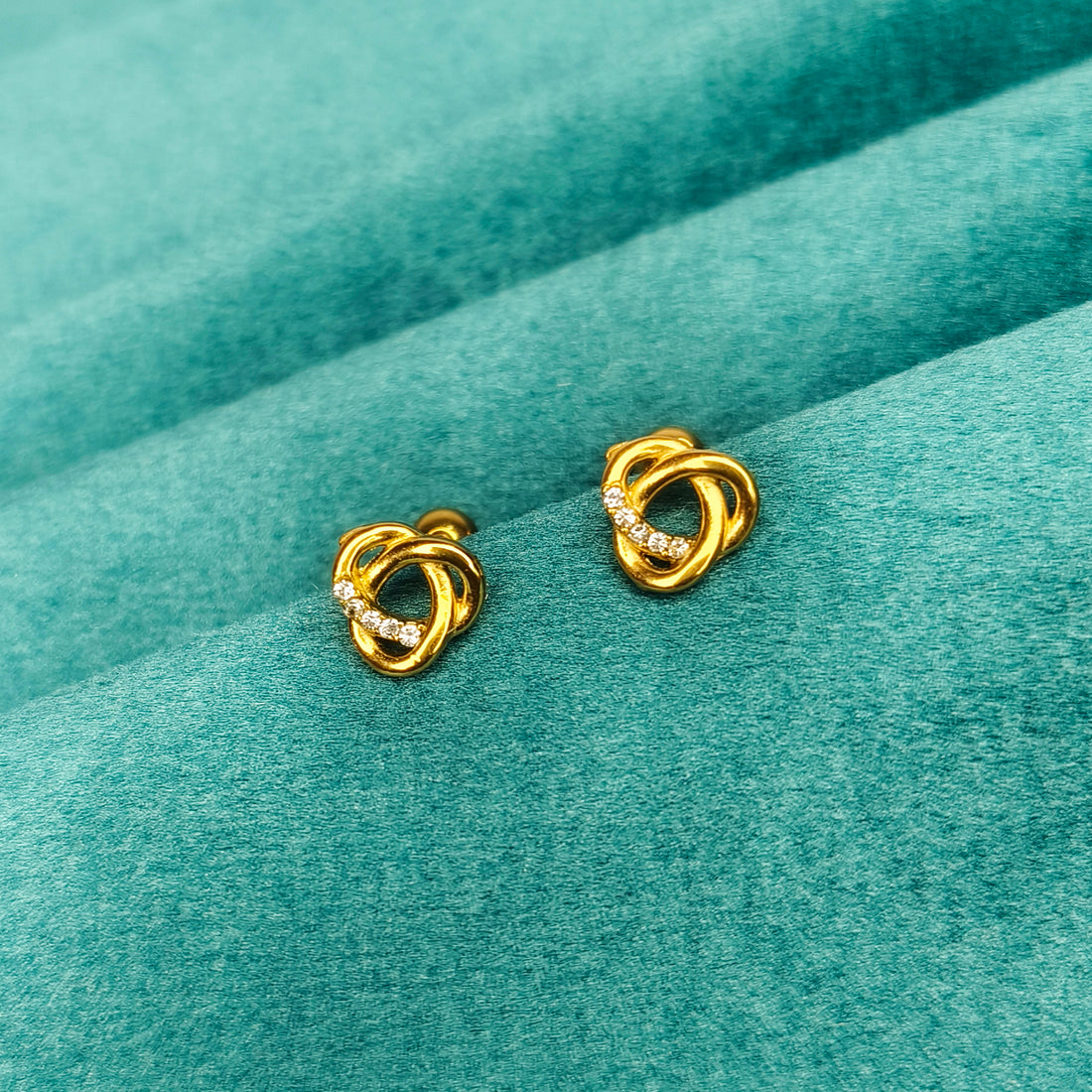 Eternal Loop Crystal Studs